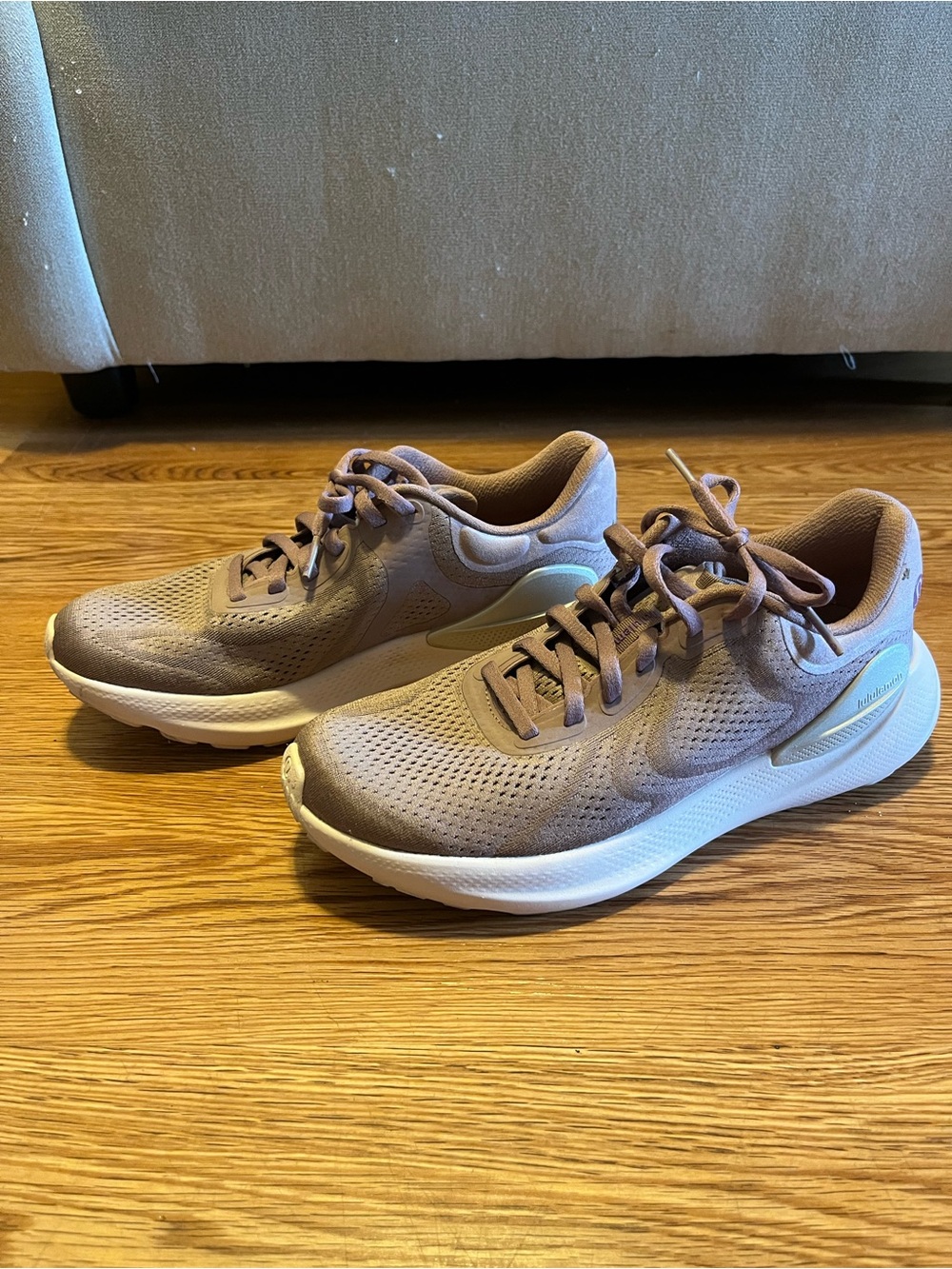 Lululemon Beyondfeel Running Shoes Size 8
